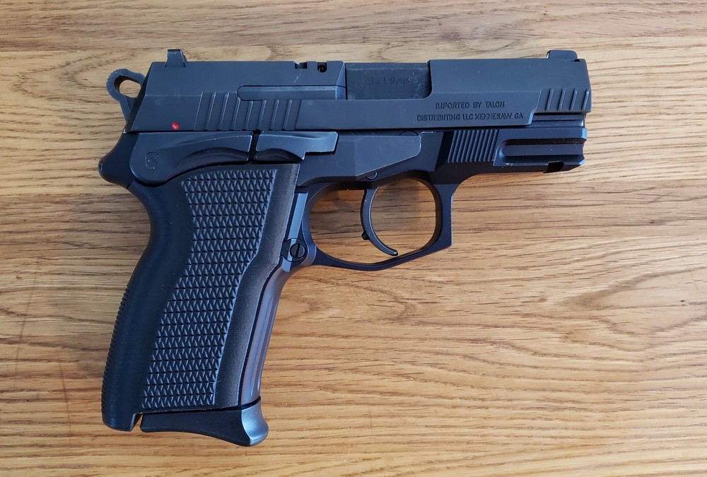 Bersa TPR9C Compact Pistol Grip Upgrade, Enhanced Texture & Backstrap, Thunder.
