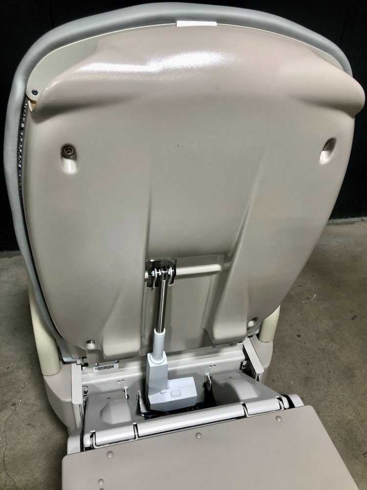 Brewer 6501 Access High-Low Exam Table