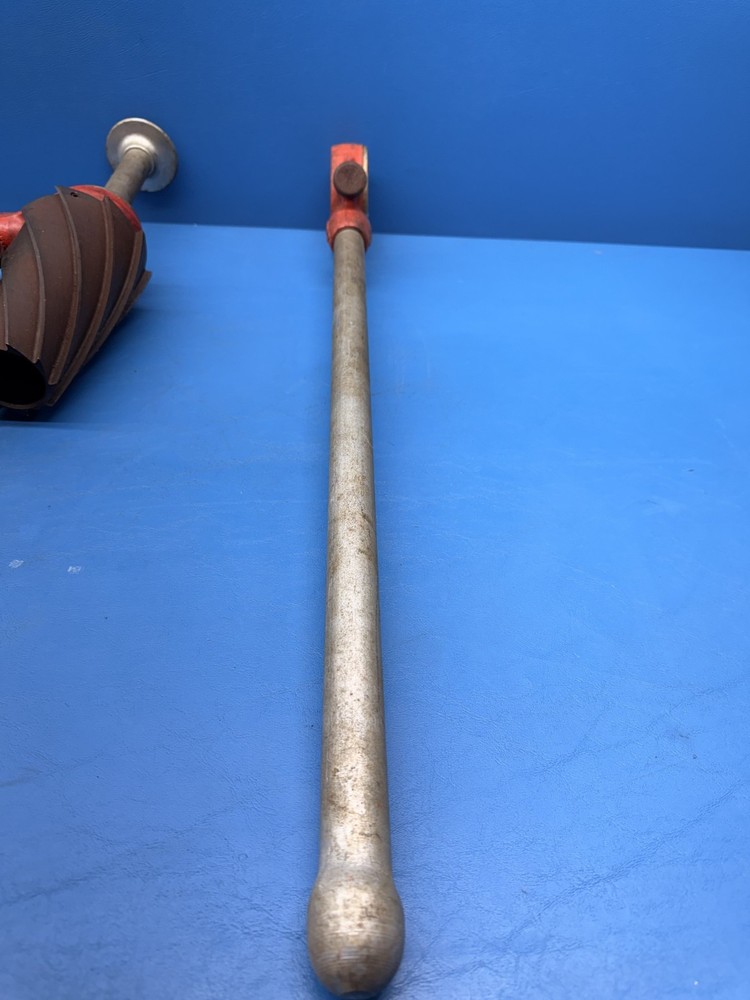 LOT - RIDGID Pipe Threader Die Head Assortment Ratcheting Pipe Threader & Reamer