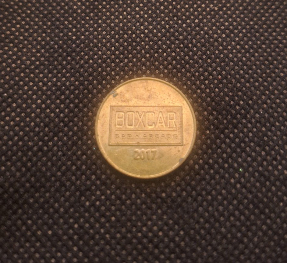 2017 Boxcar Bar Arcade token e9813UXX