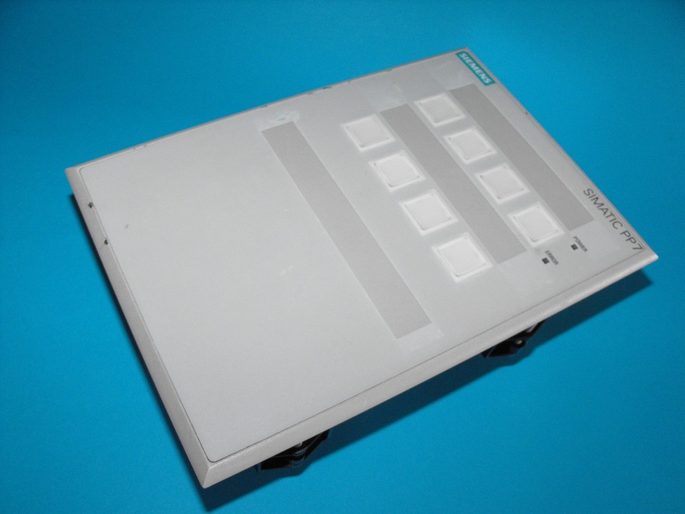 Siemens 6AV3688-3AA03-0AX0.Simatic PP7.Push Button Panel.USED