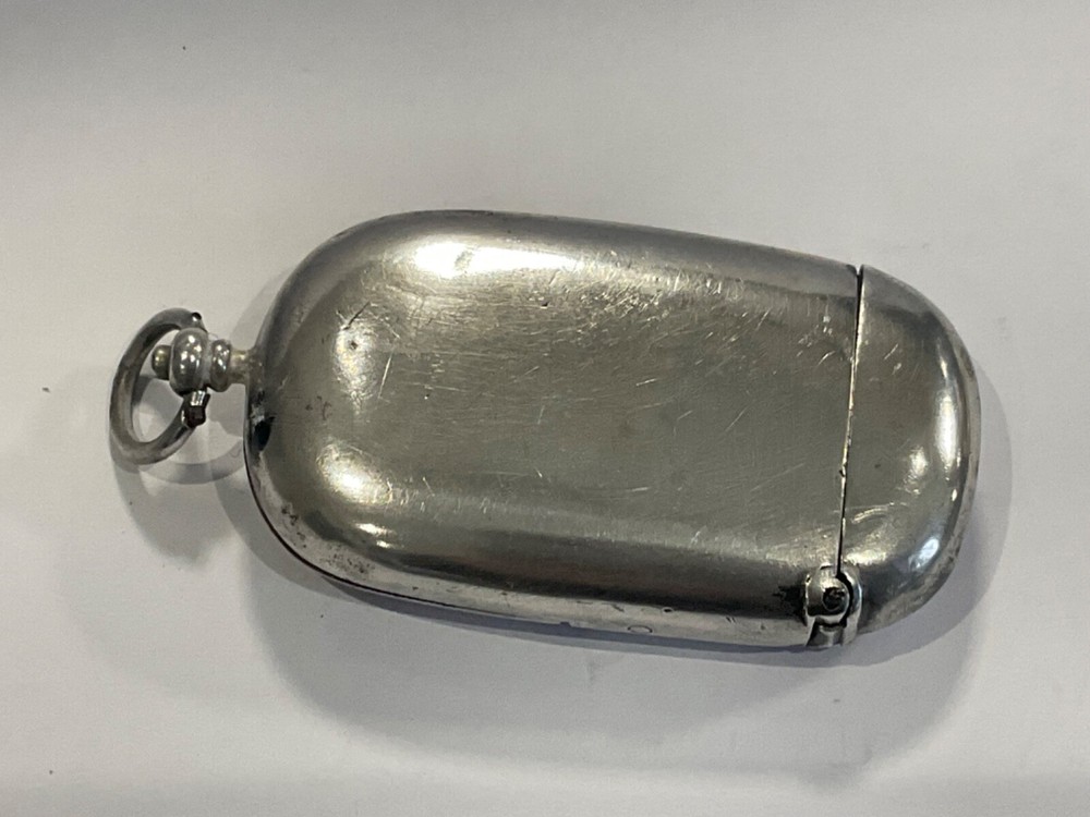 Combination silver vesta and sovereign case