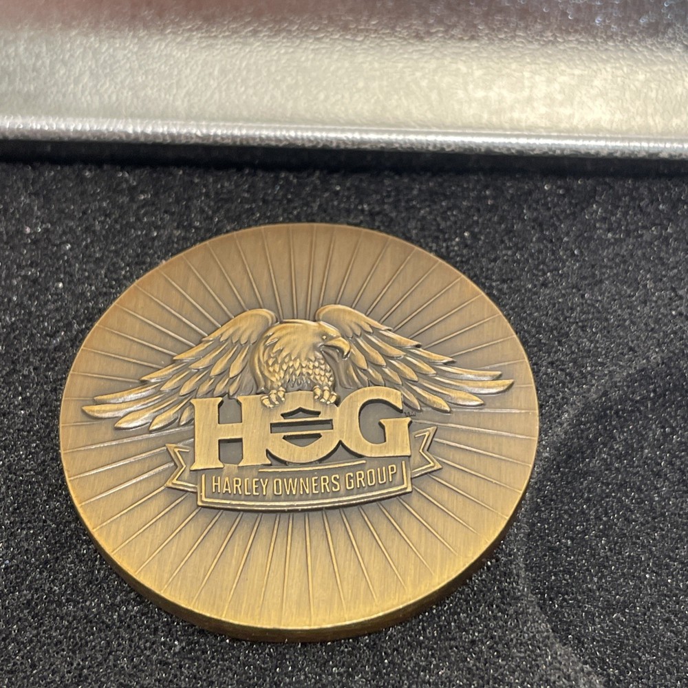 Harley Davidson HOG Owner Group Tin Eagle Patch Pin Challenge Coin