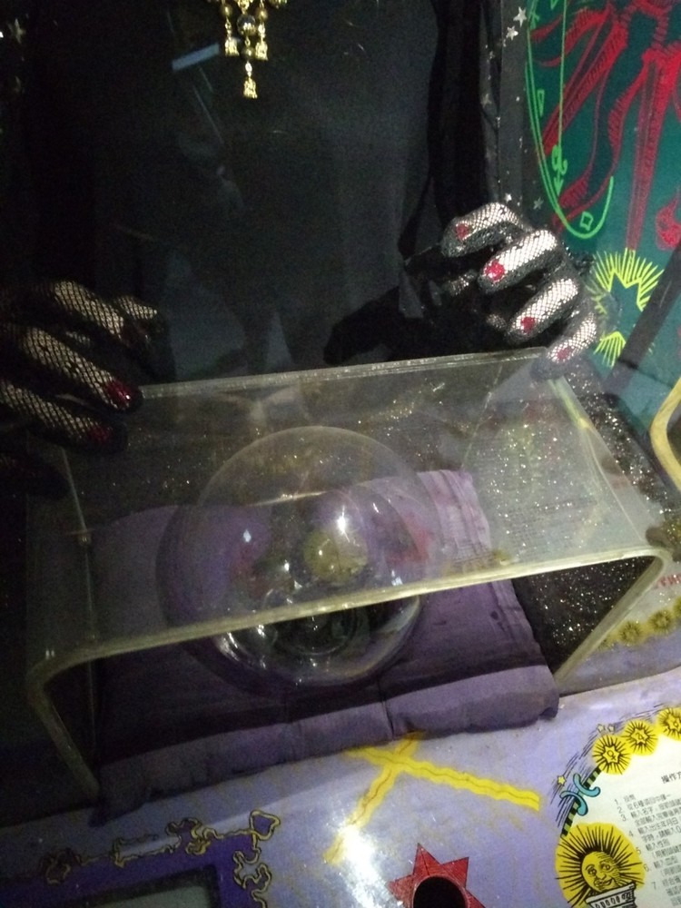 Gypsy Full Size Arcade Fortune Telling Machine