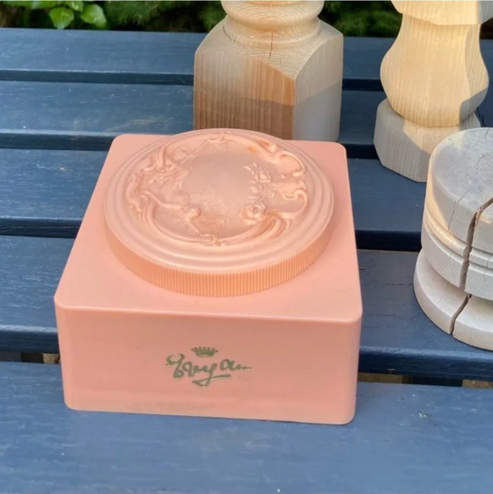 Vintage Evyan White Shoulders plastic dusting powder container