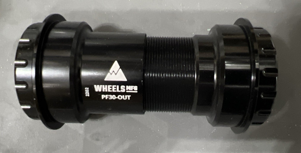 Wheels Mfg PF30 Threaded Bottom Bracket Black