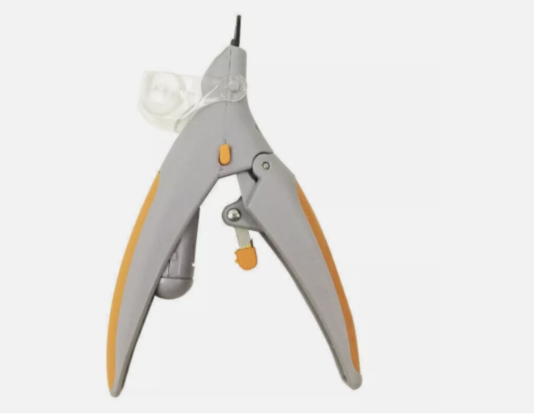 Pet Care Pet Nail Clippers Trimmer with LED Light 5X Magnification for Dogs Cat