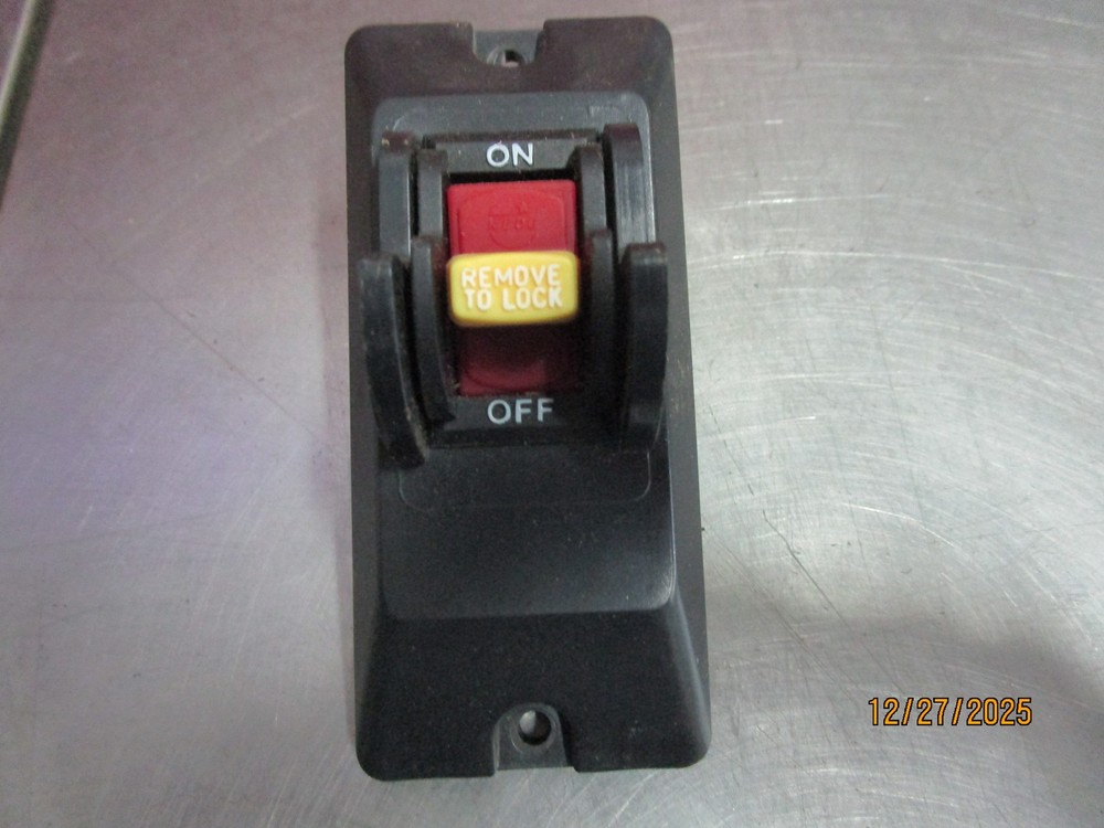 Porter Cable PCXB310BS 9" Band Saw On Off Switch