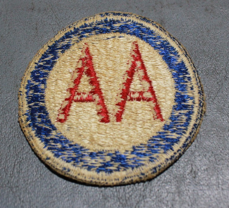 Original WWII U.S. Army Anti-Aircraft Command Cut Edge Shoulder Patch