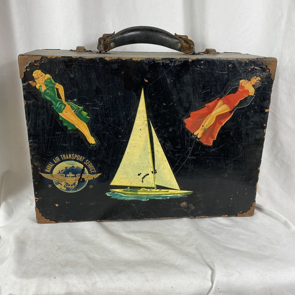 Original WWII US Navy Air Transport Personal Case w/ Pinups Pilot Named