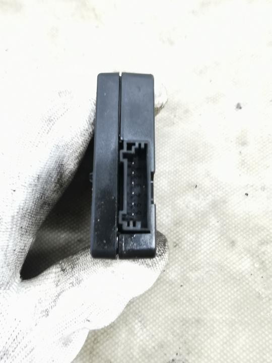 Antenna amplifier BMW X3 2011 9202996