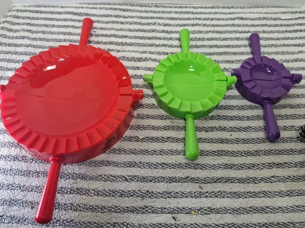 Magic Dumpling Presses 3 Red Green Purple