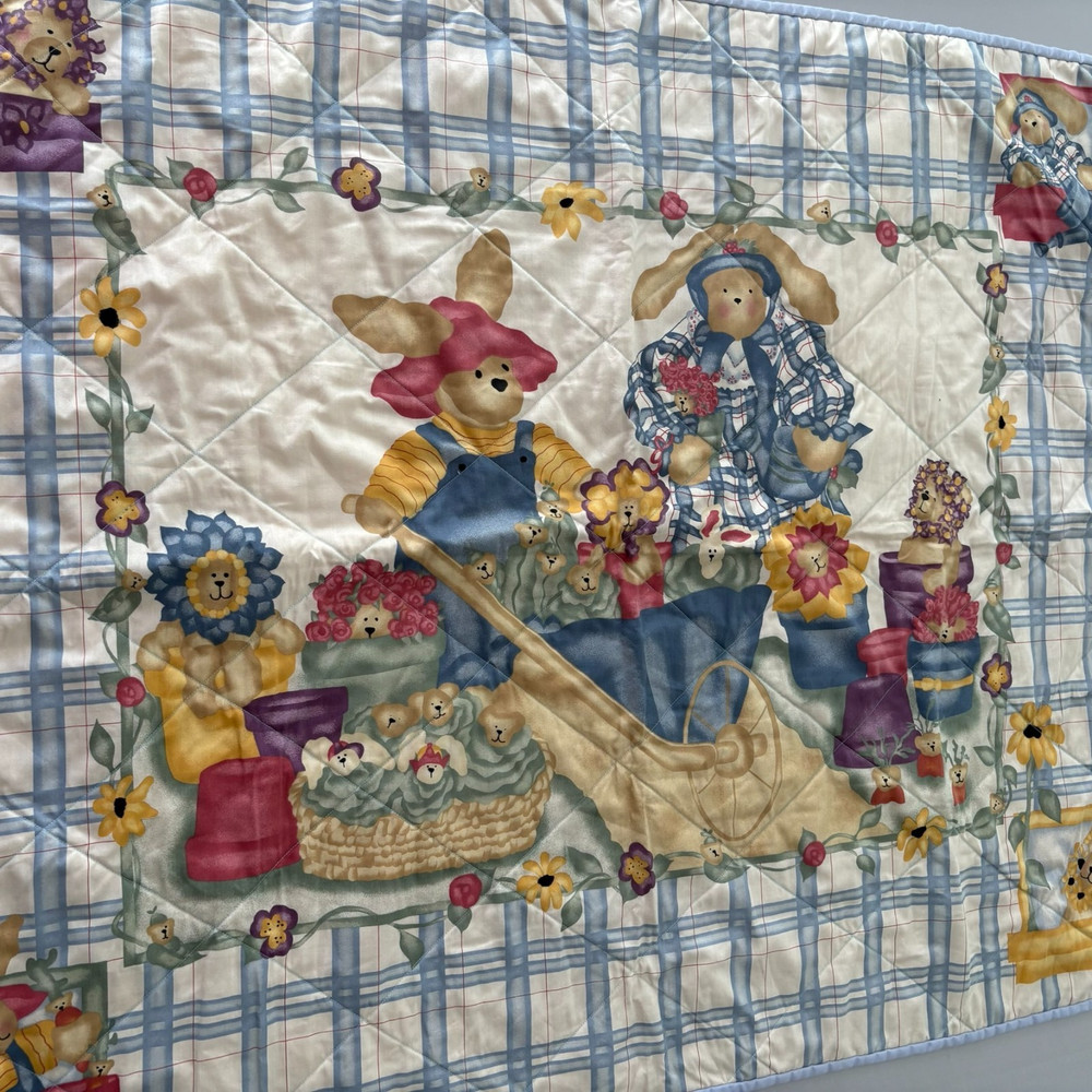 Gorgeous Handmade Cotton QUILT 43x34”. Pattern stitching Bunnies Easter Spring