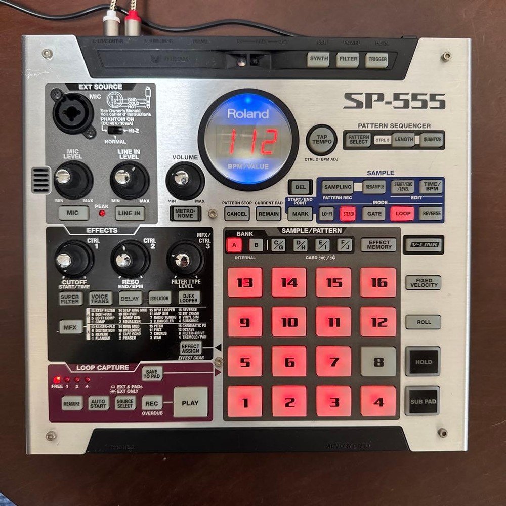 Roland SP-555 Sampler Effects Effector Digital DJ Turntable
