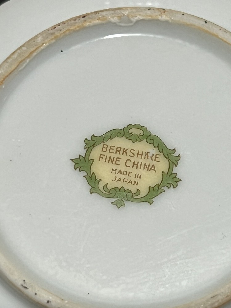 4in Berkshire Tea Bag Rest Red Rose