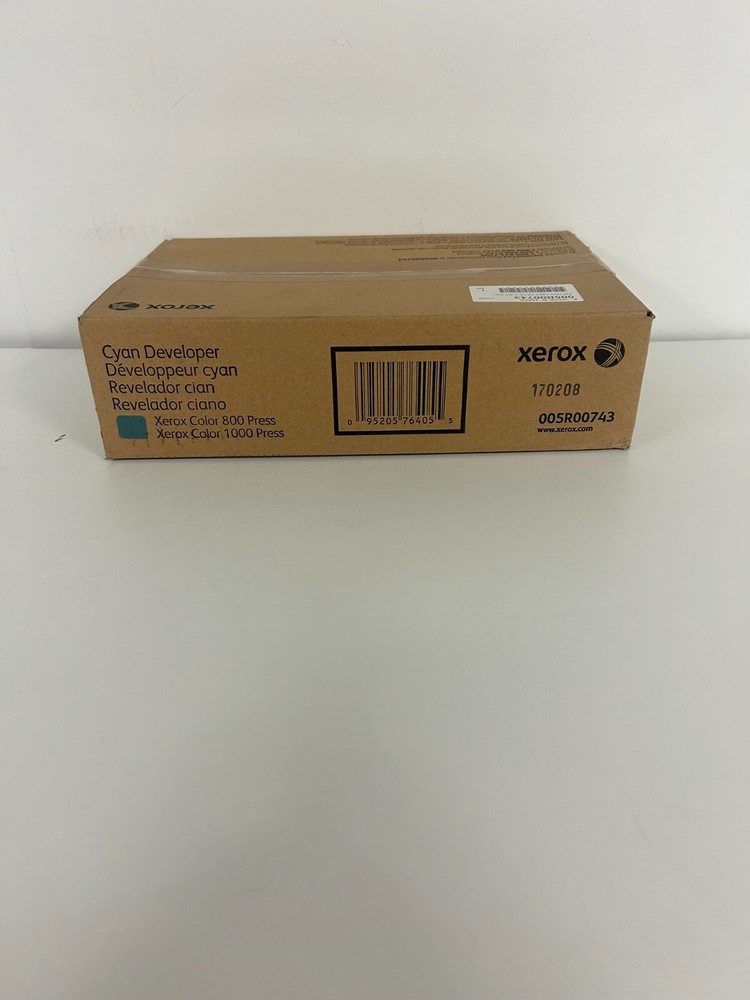 GENUINE XEROX COLORED DEVELOPER CYAN (5) 800 DEV. 005R00743