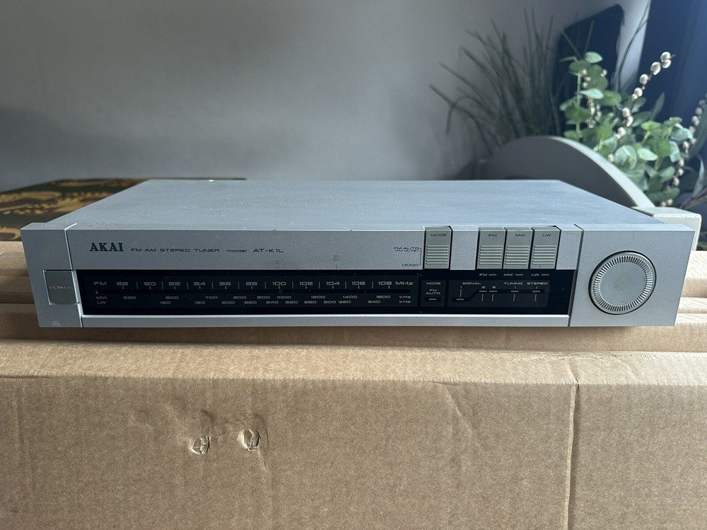 Akai AT-K1L Stereo Tuner
