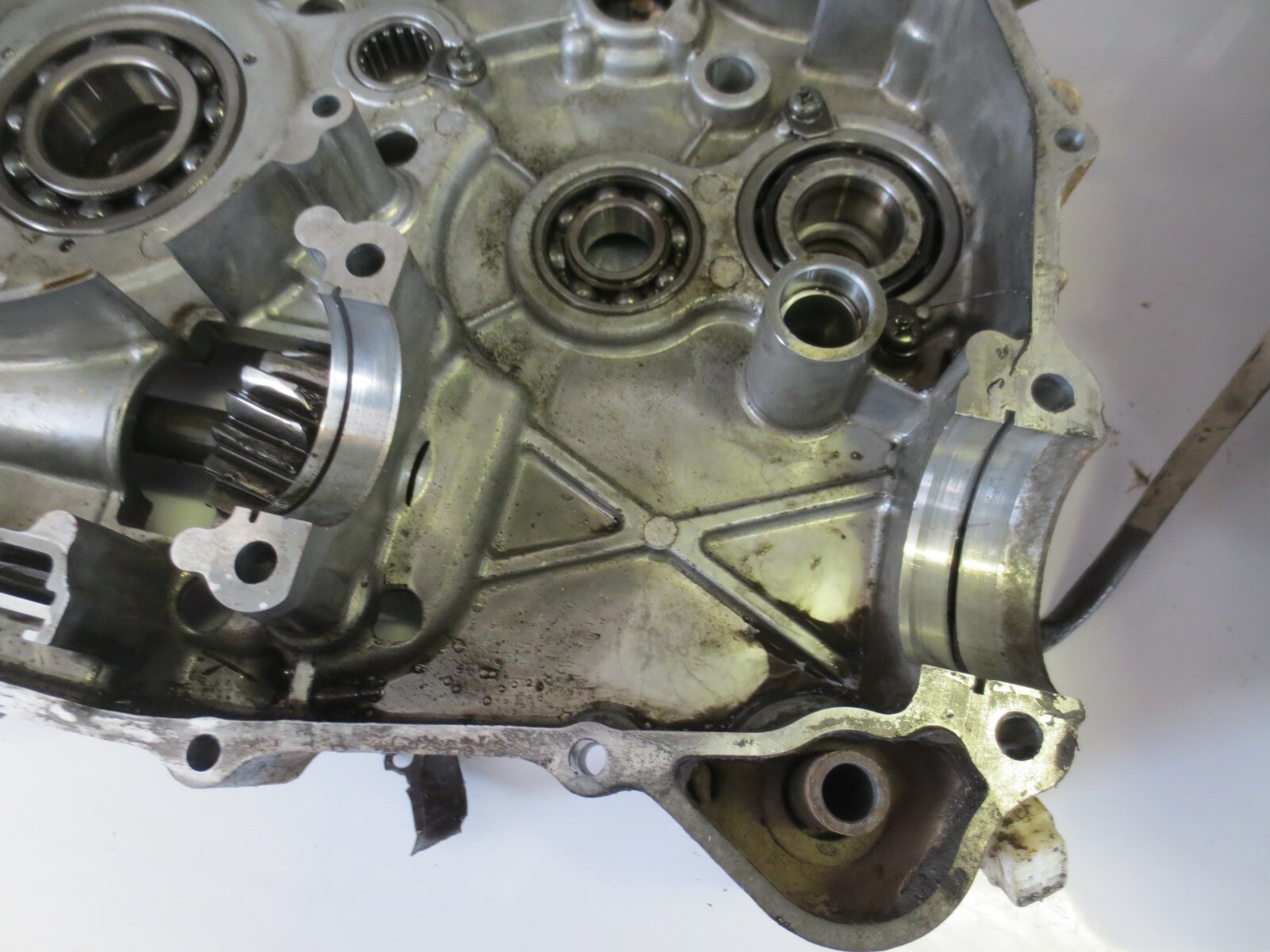 2007 Suzuki King Quad 700 4x4 ATV Used OEM Empty Engine Crankcase Crank Cases