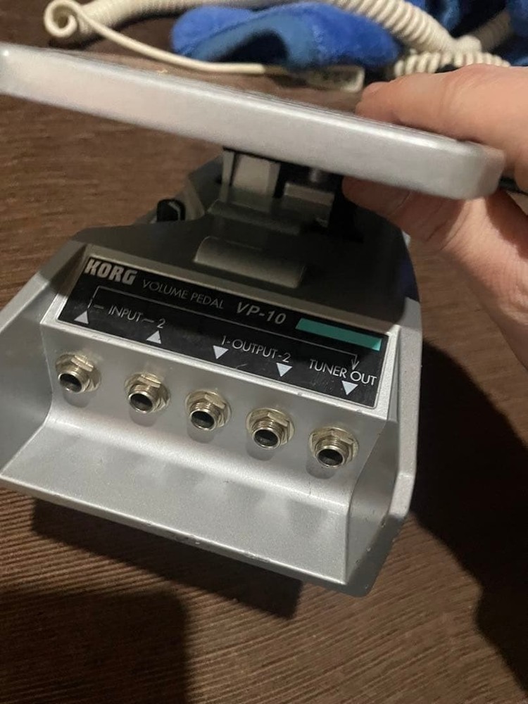 KORG VP-10 Vocal Processor Effects Unit Mic Preamp Voice Processor Tested