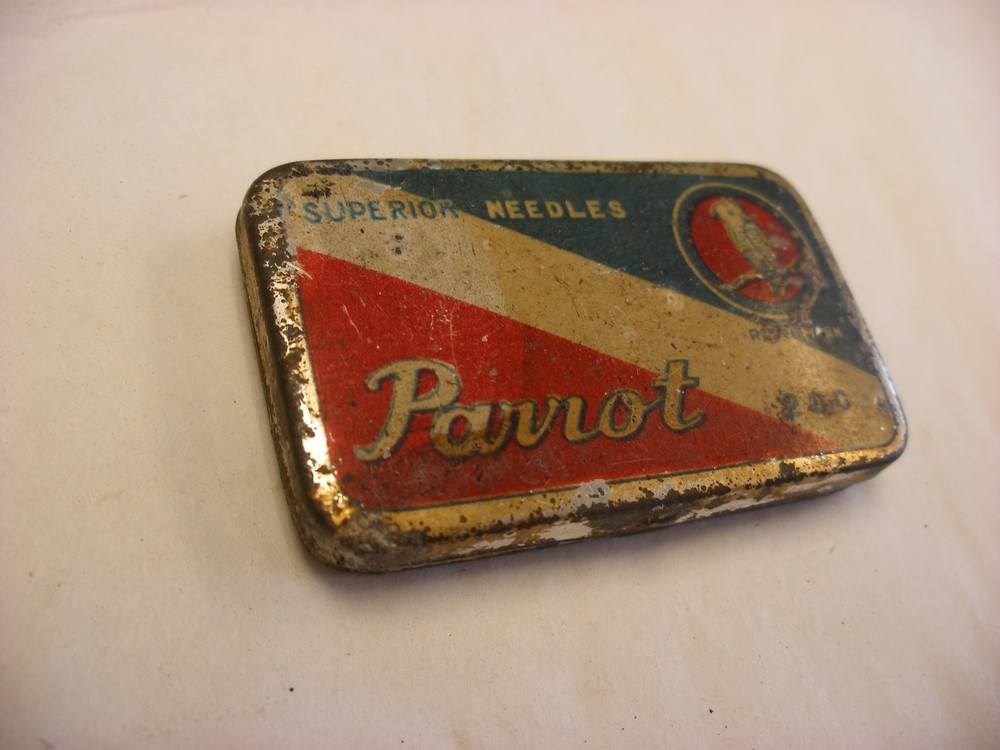 Phonograph Victrola Gramophone - Needle Tin - 200 Parrot - Empty