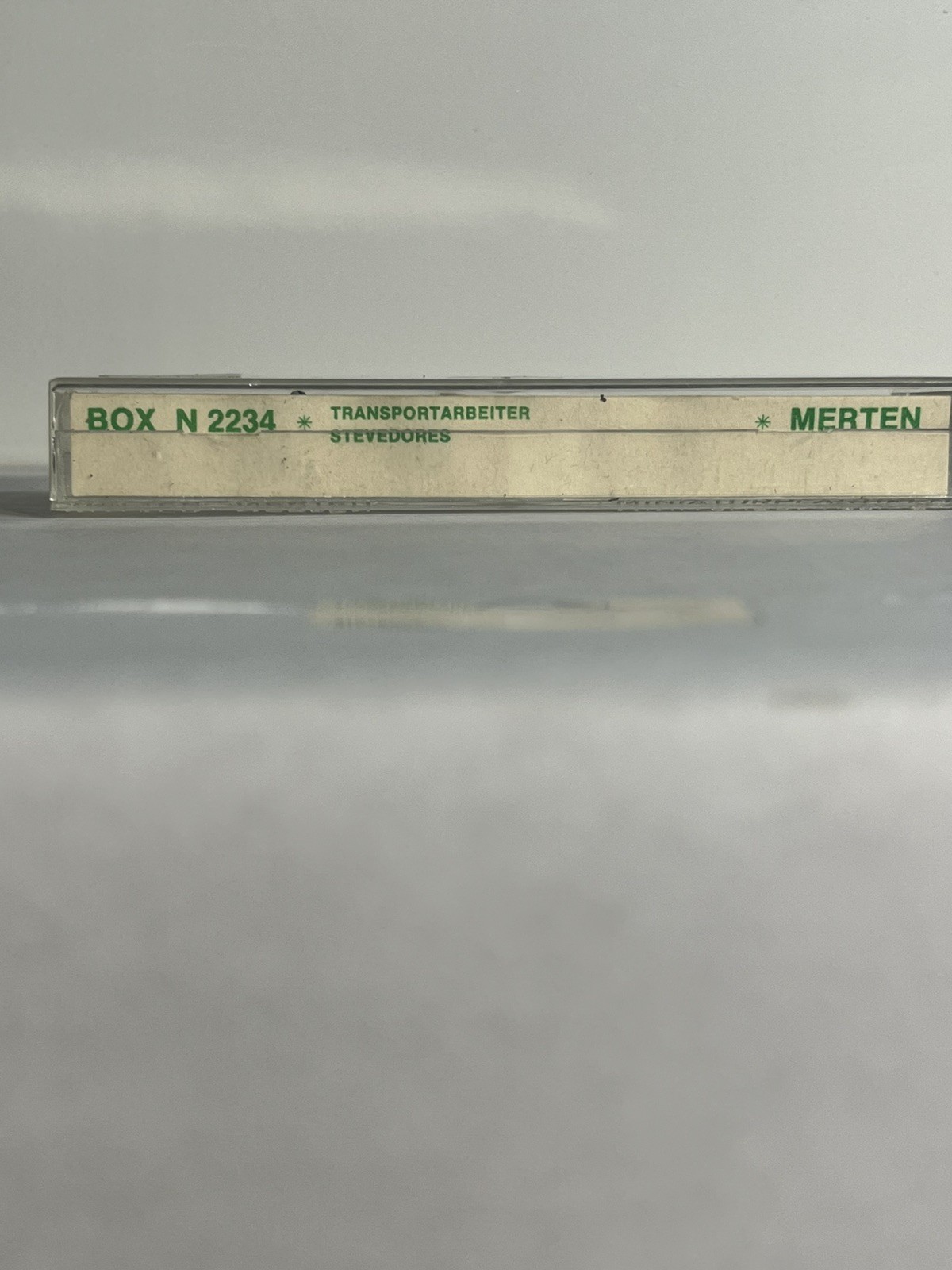 N Scale Figures Preiser & Merten.Fisherman, Dock Workers, and Men Sitting