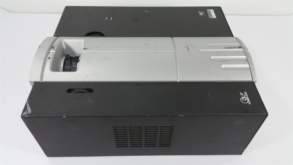 Runco CL-410 DLP Projector - Lamp Timer : 00 Hours - No Remote