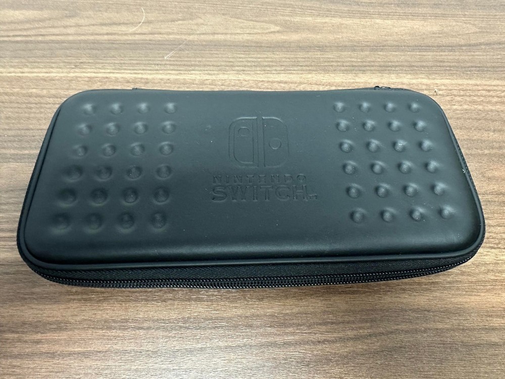 Rubberized Black Case For Nintendo Switch Very Good 8E