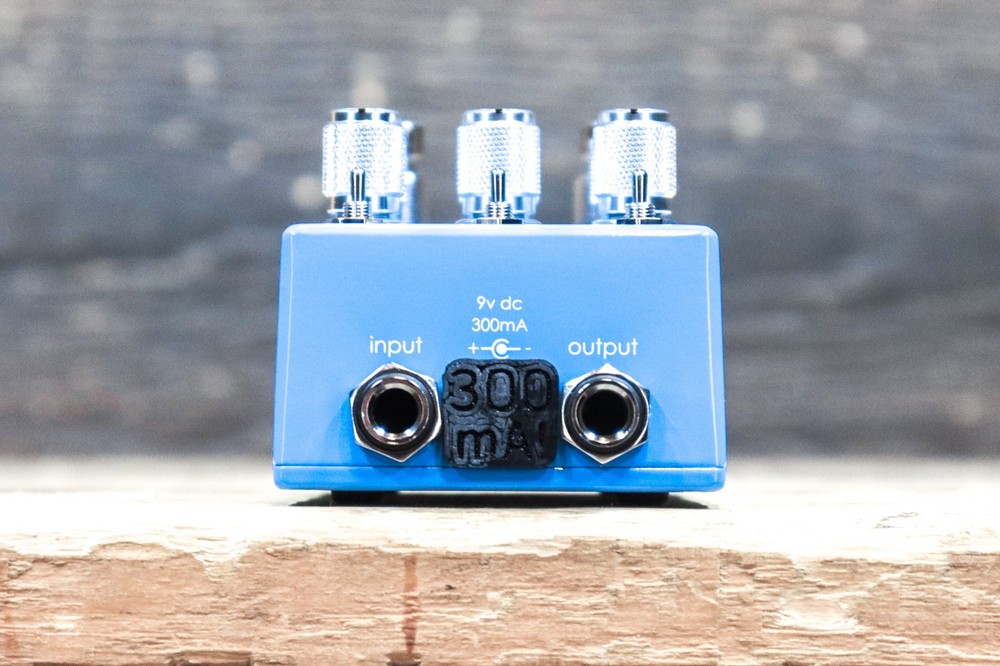 Empress Effects ParaEQ MkII Transparent Parametric EQ with Boost Effect Pedal