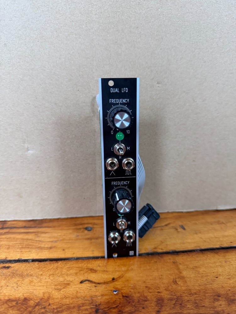 Wavefonix Dual Low Frequency Oscillator LFO Eurorack Module Black