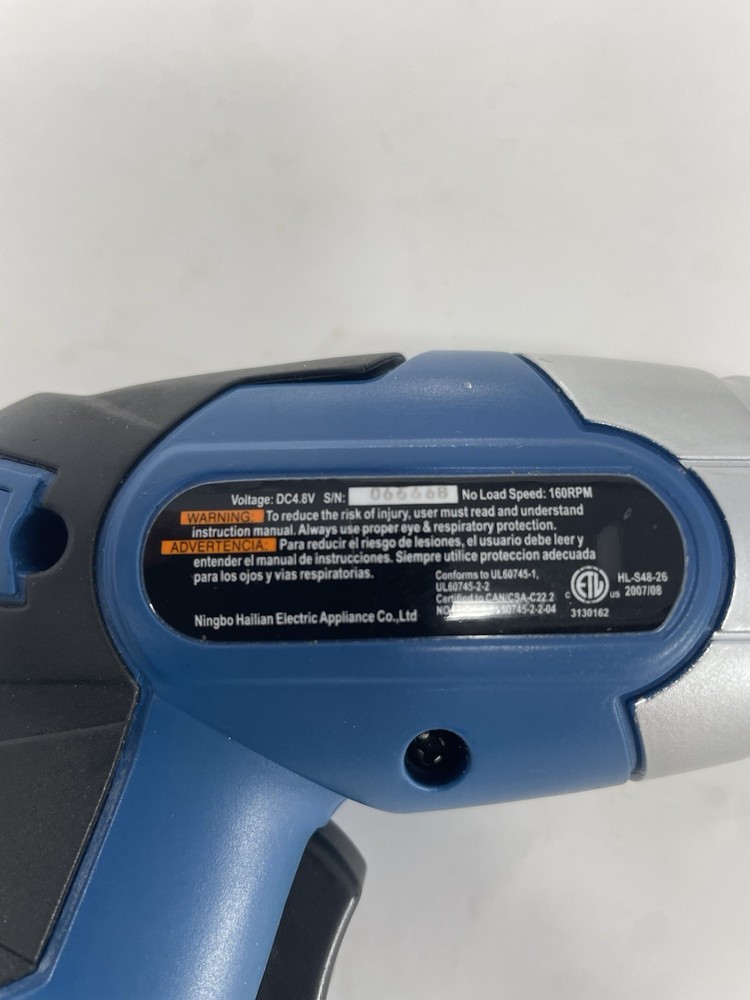 4.8V Cordless Lighted Screwdriver / Small Drill Kit with Bits & Charger