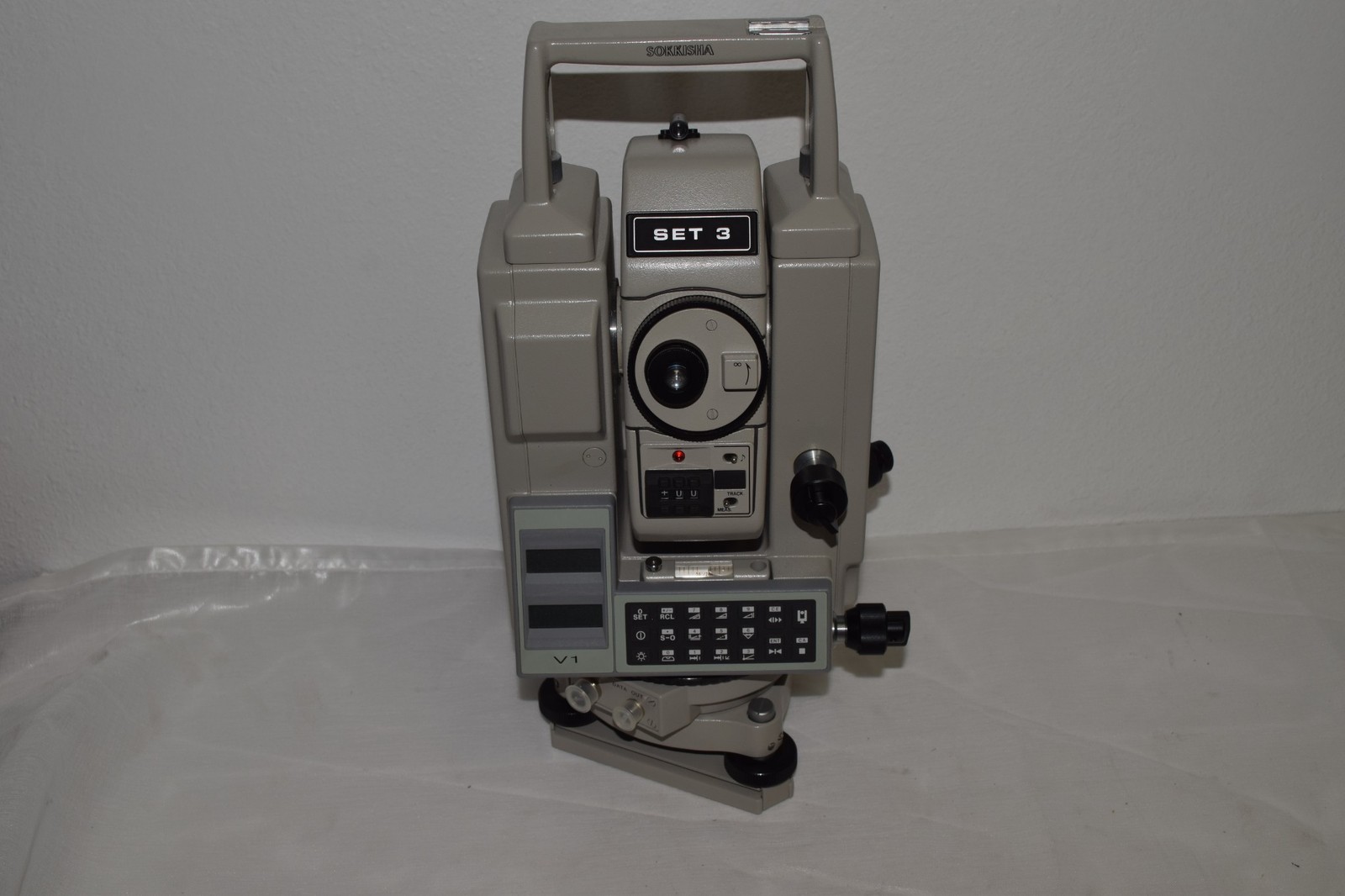 ^^ SOKKISHA / LIETZ SET3 TOTAL STATION IN CASE (XHS7)