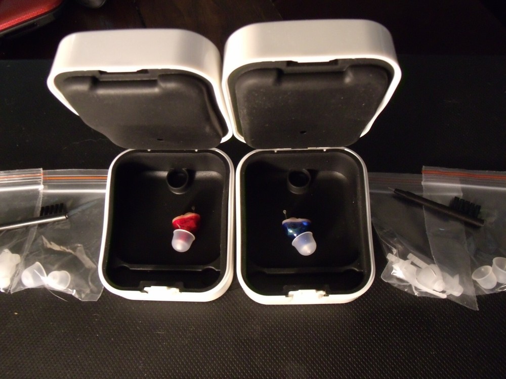 PAIR TINY IN  EAR CIC DIGITAL hearing amplifier 3 SMART PROGRAMS NO TEST NEEDED