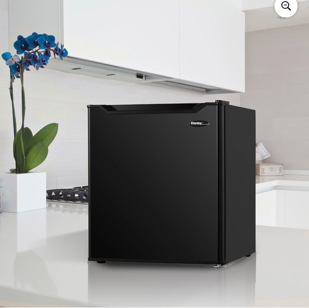 Danby Compact All Refrigerator ( 1.6 Cu. Ft )