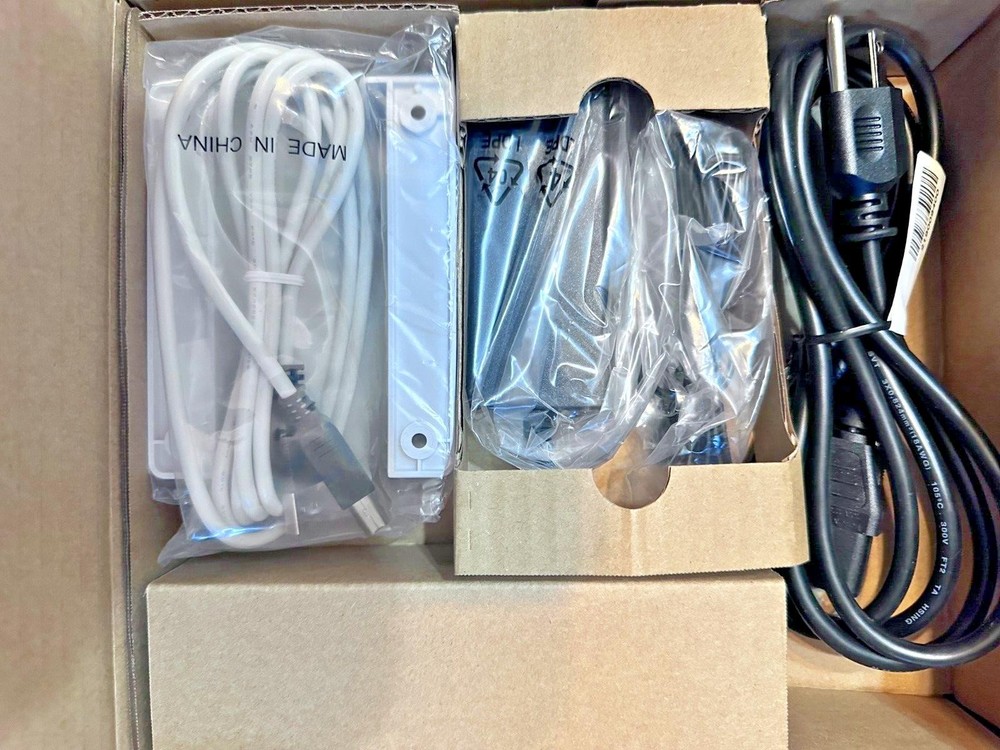 Epson ELPHD02 HDBaseT Connection and Control Box with AC Adapter