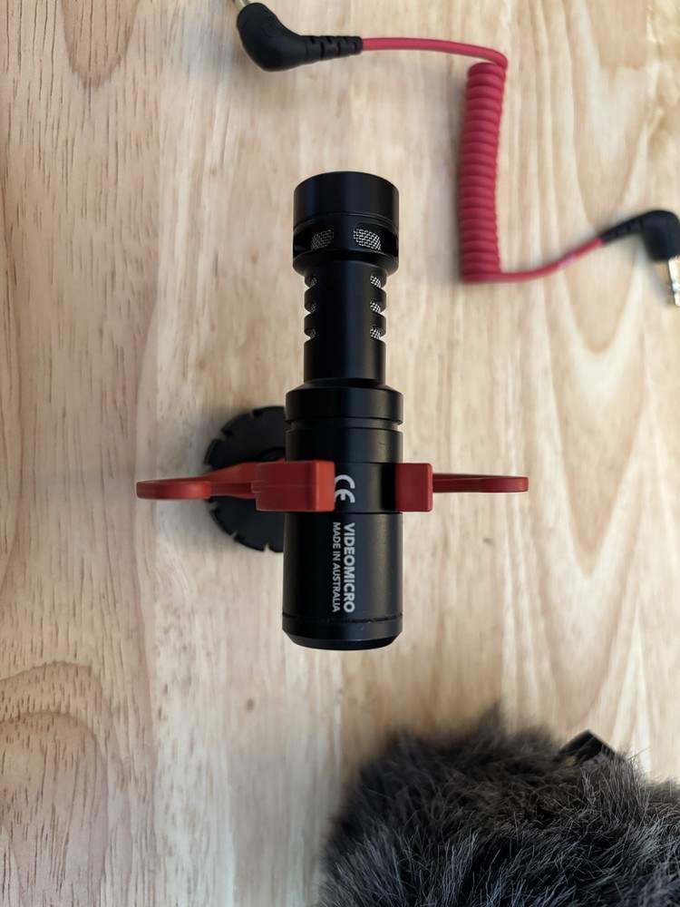 Rode VideoMicro Compact On Camera Microphone