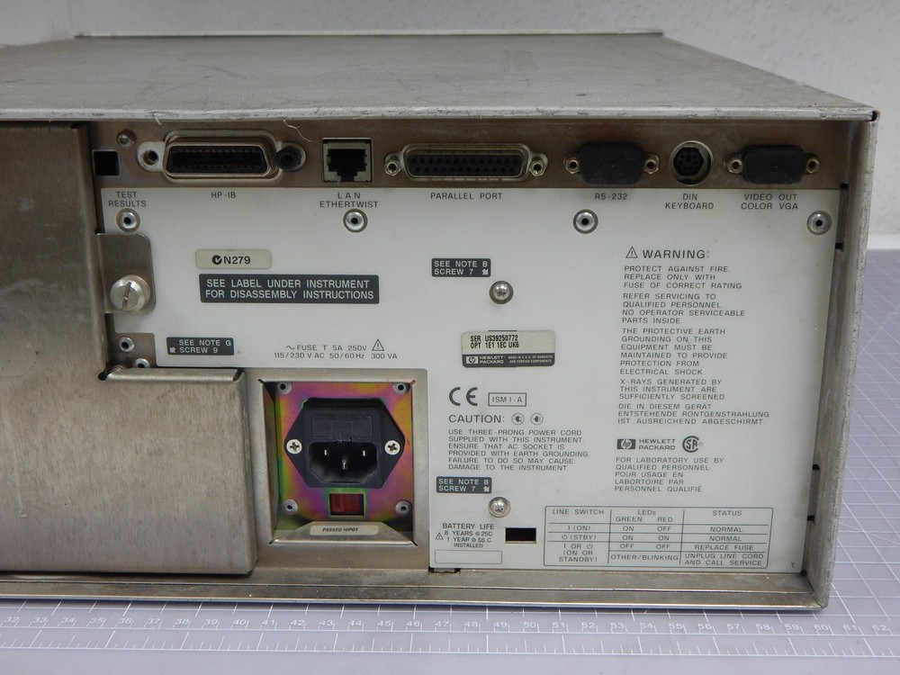 HP 8712ET RF NETWORK ANALYZER