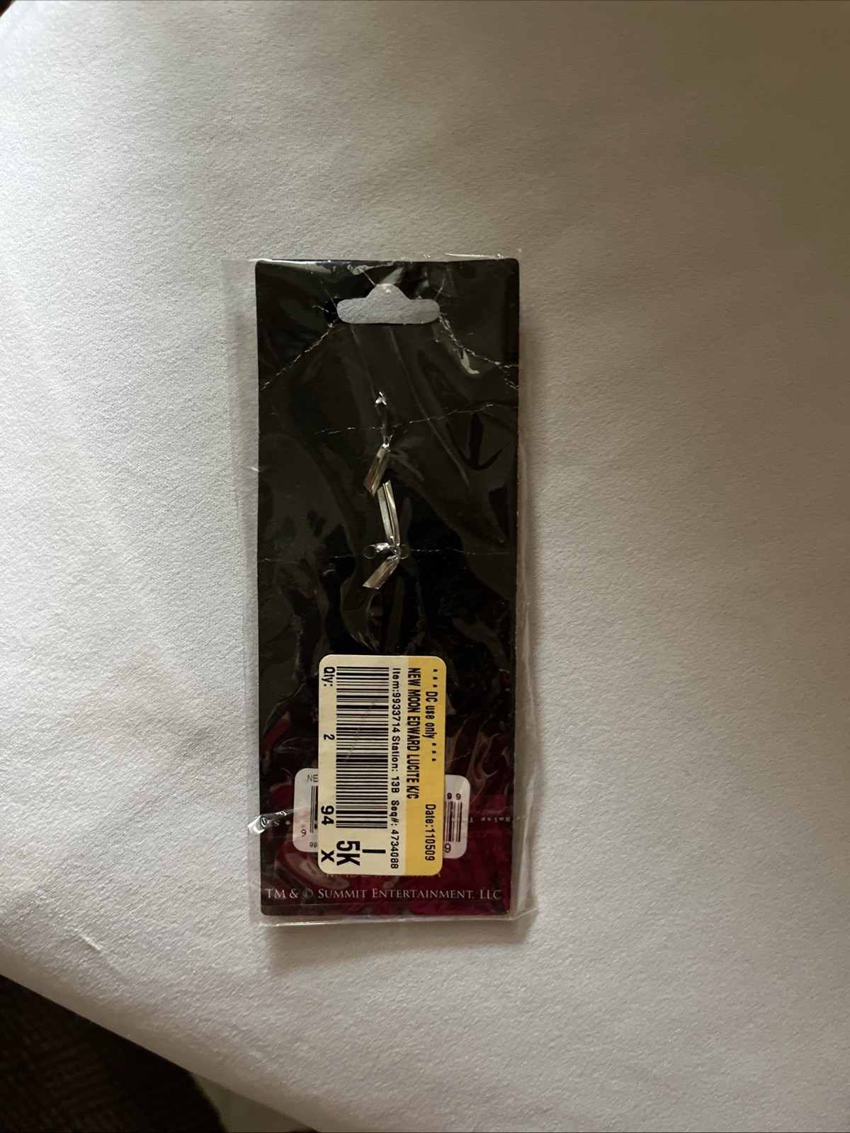 NOS Twilight Series New Moon “Edward Cullen” Lucite Keychain Keyring
