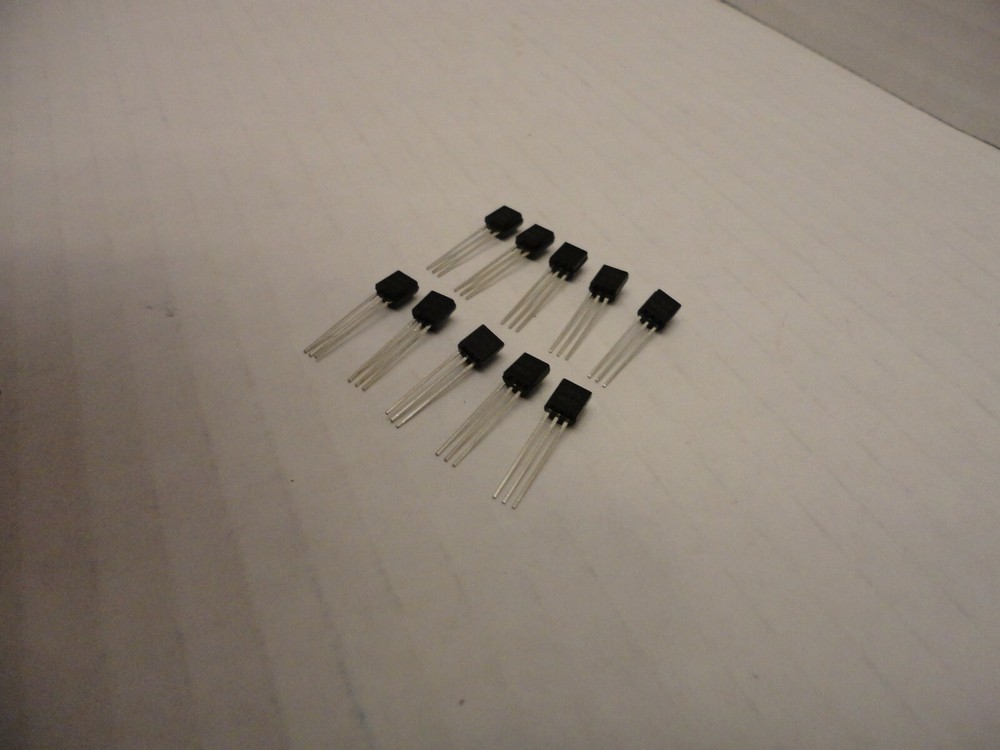 10 Pcs x A42 TO-92 Transistor Electronic Chip Triode Three Pins Pack Set Lot
