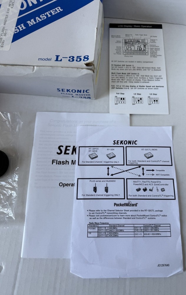 Sekonic L-358 Flash Master Digital Light Meter Silver Mint Condition