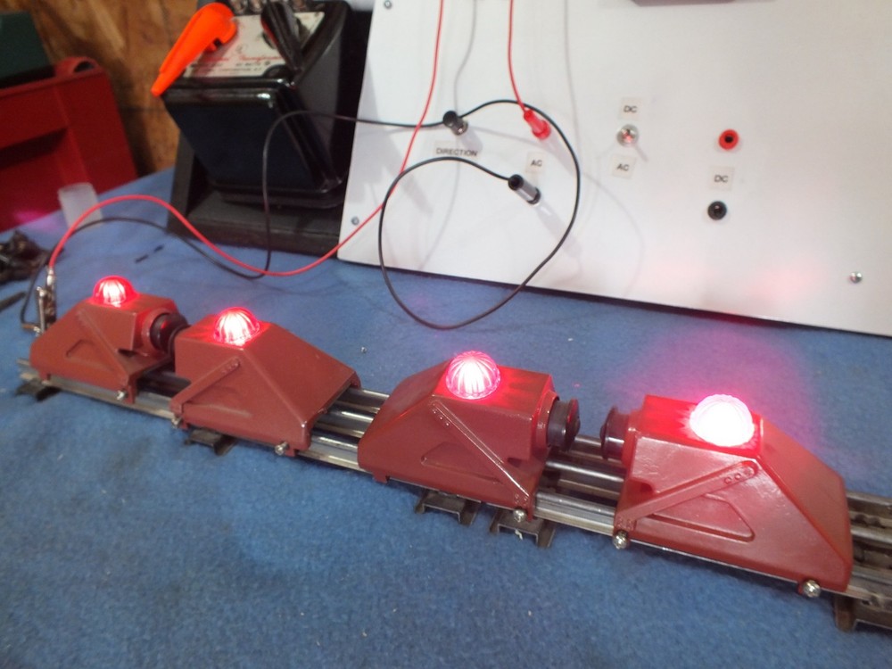 LIONEL 260 BUMPERS [2] PAIR
