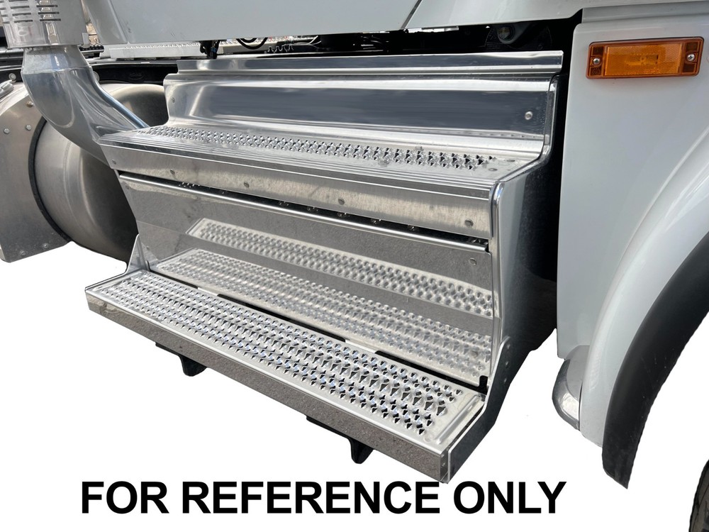 Peterbilt 589 DPF Box Step 45"