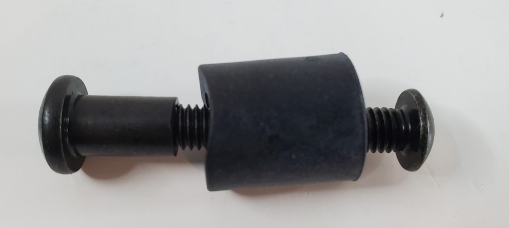 Roller Screw with Cap for Total Gym 1600