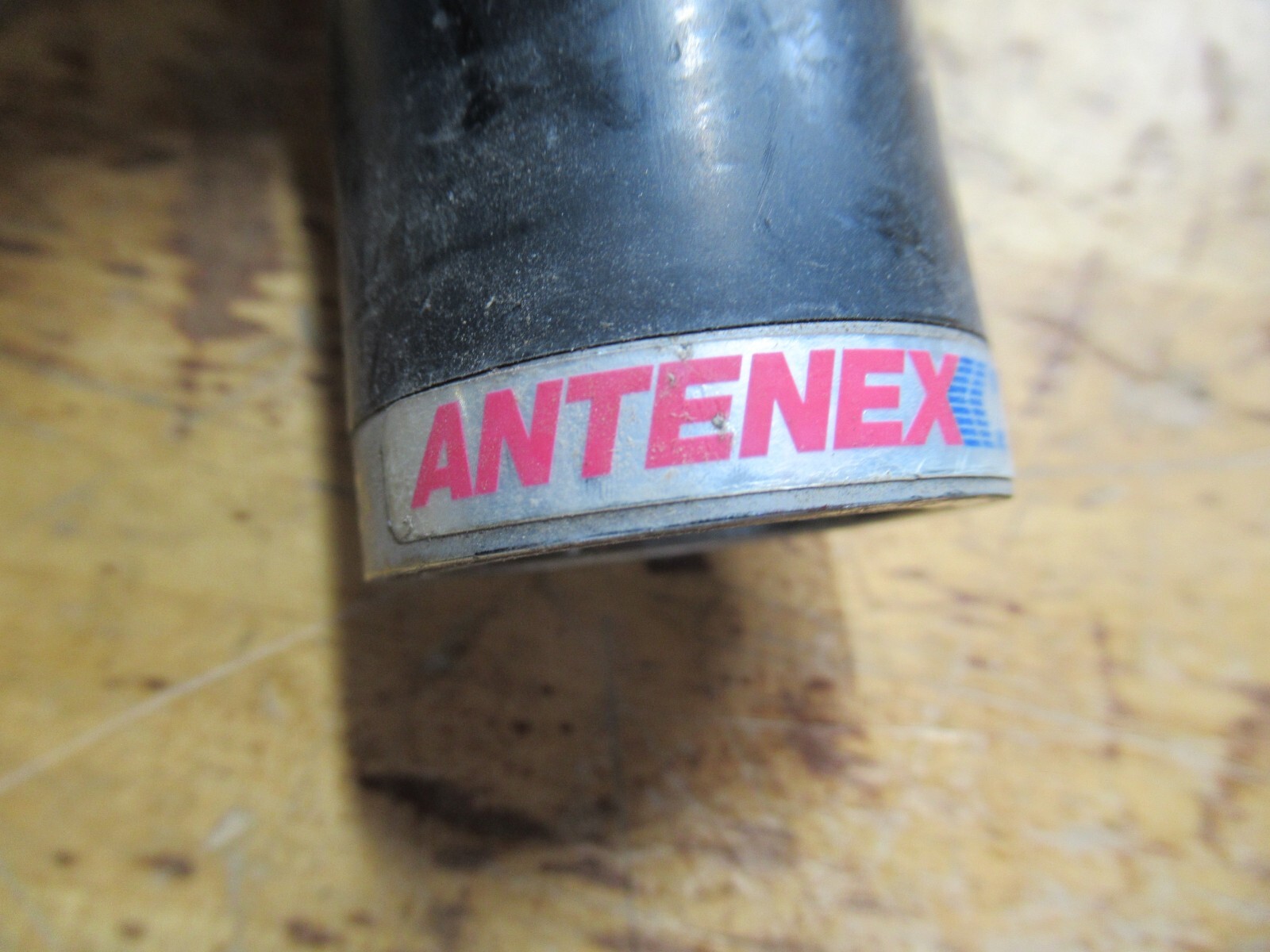 Motorola Antenex Low band mobile Radio antenna mount 40-47 Mhz C40 DC GROUND
