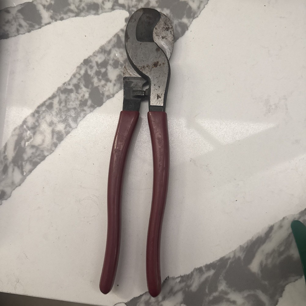 Klein Tools 63050 High Leverage Cable Cutter 9”