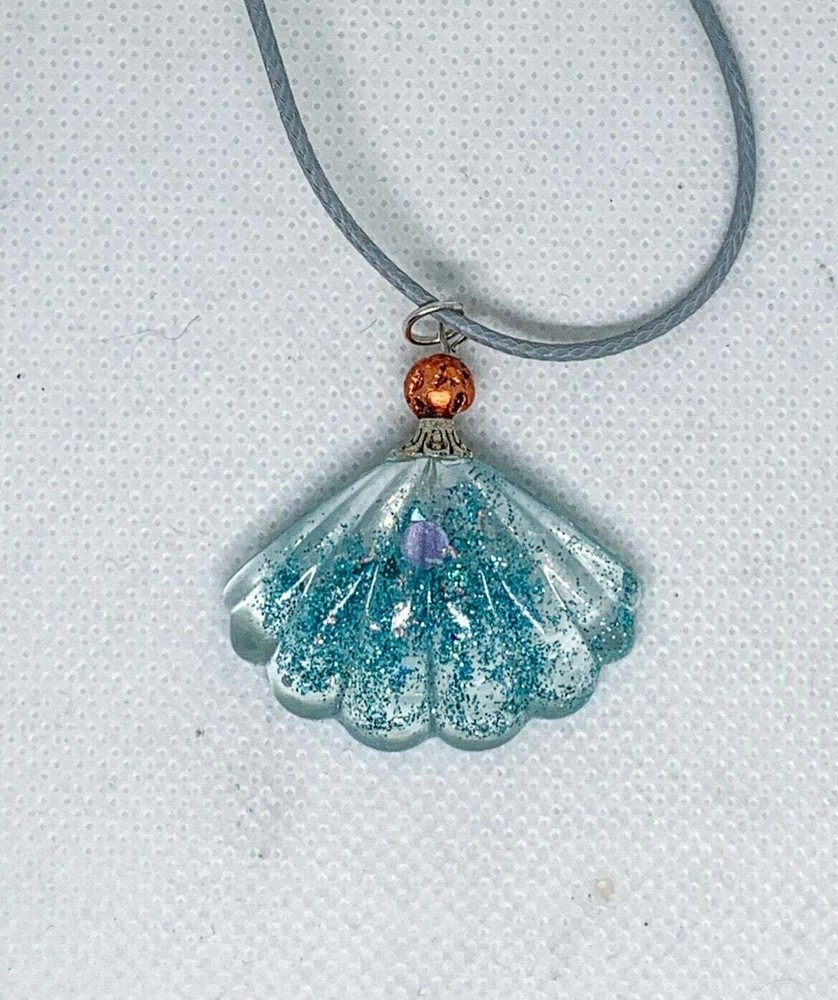 Blue Glitter Seashell necklace