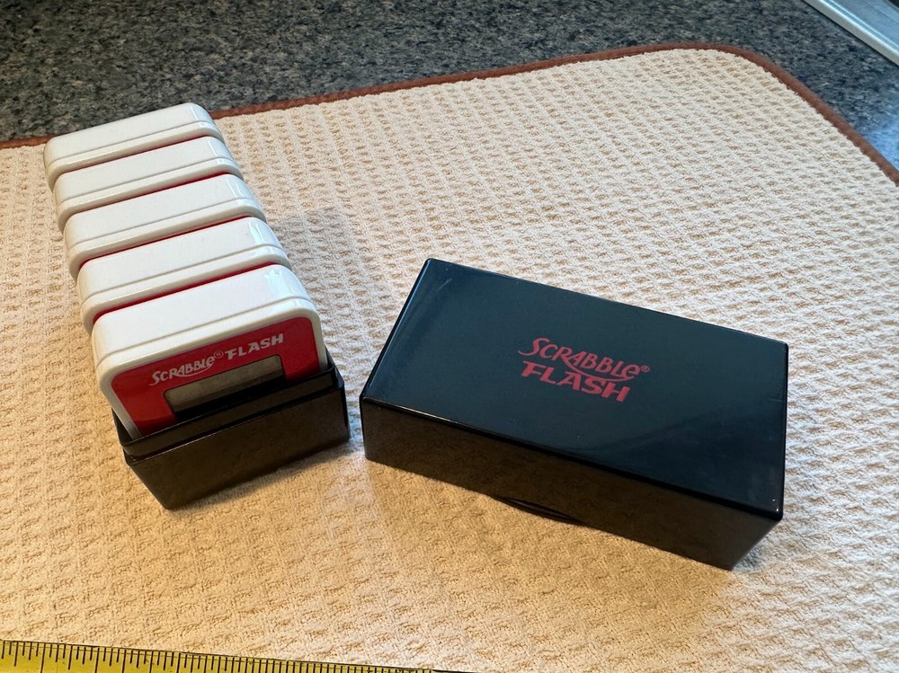 Hasbro Scrabble Flash Electronic Travel Game Complete Preowned