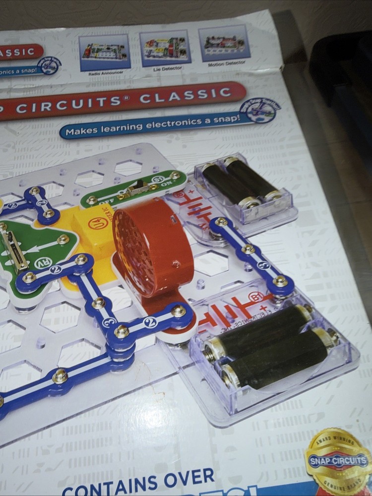 Snap Circuits Classic SC-300 Electronics Exploration Kit Opened Box Nice