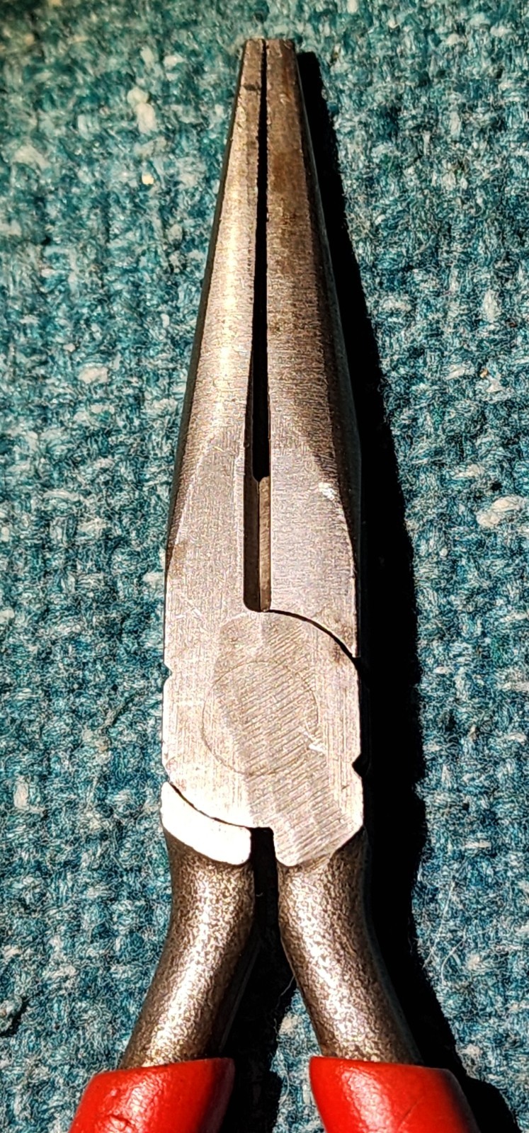 Snap-on USA 196BCP Soft Grip Needle Nose Pliers 7" OAL! Preowned. Grind Mark.