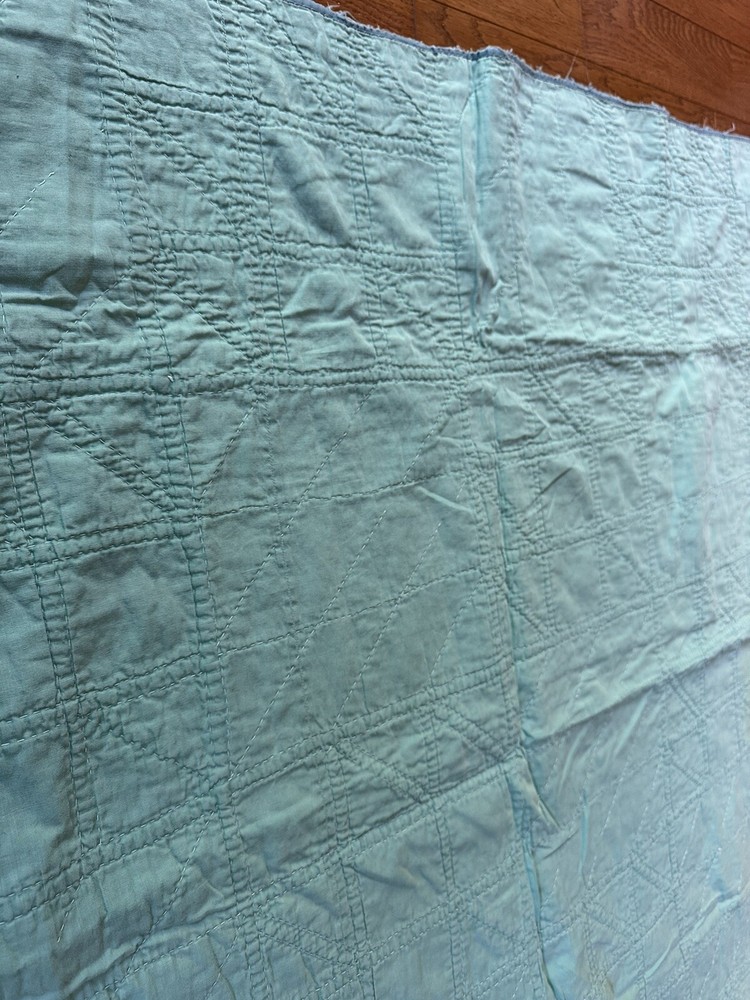 Vintage Maple Leaf Quilt - Hand Quilted - Antique 🔥