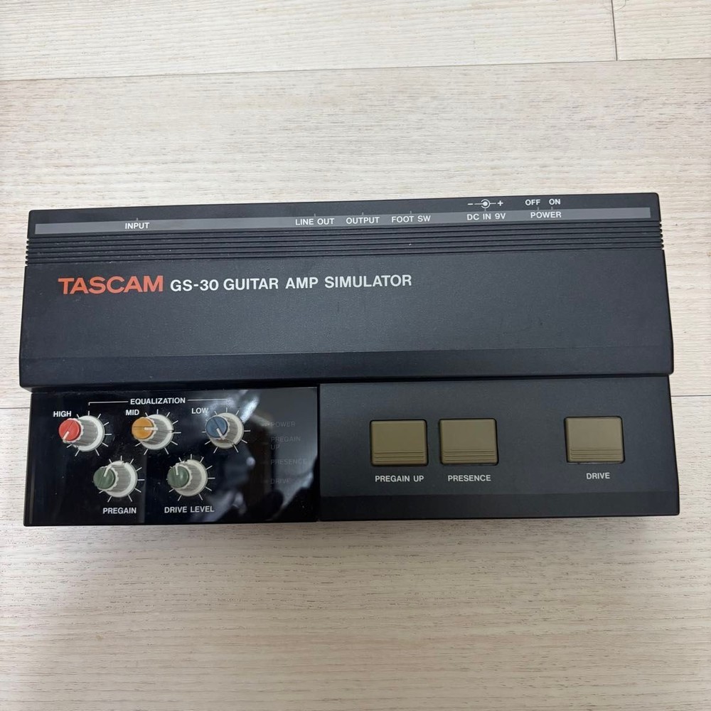 TASCAM GS-30 GUITAR AMP SIMULATOR Guitar Effect good condition